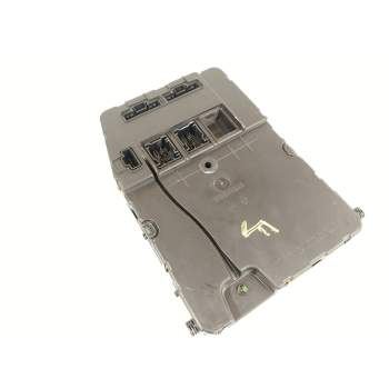CAJA RELES / FUSIBLES 8200433201 S118400140F 