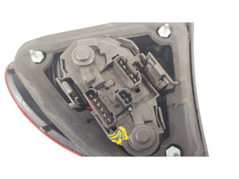 Recambio de piloto trasero izquierdo para seat leon (1m1) 1.9 tdi referencia OEM IAM 1M6945111  1M6945095A