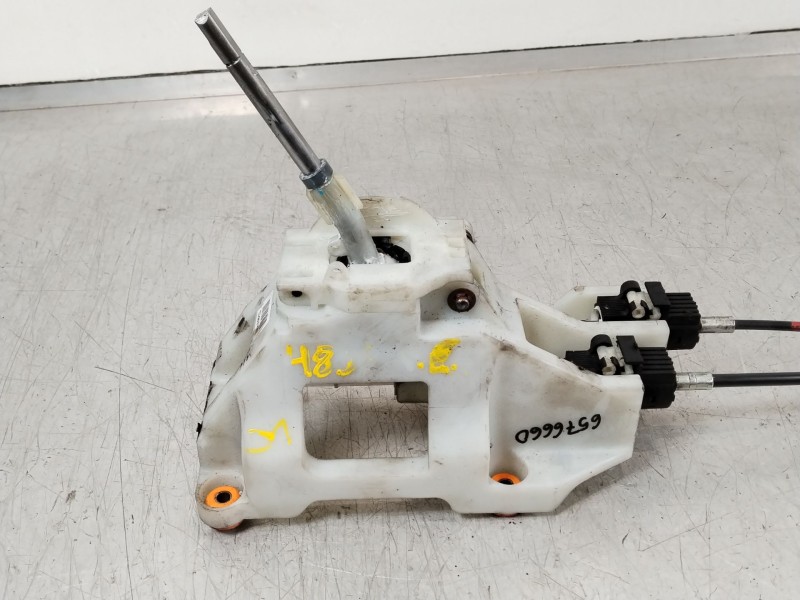 Recambio de palanca cambio para hyundai i30 (pd) n performance referencia OEM IAM 43700S0100PPN  