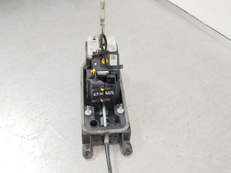 Recambio de palanca cambio para seat leon (5f1) cupra 280 referencia OEM IAM 5Q1713023Q  5Q0713085A