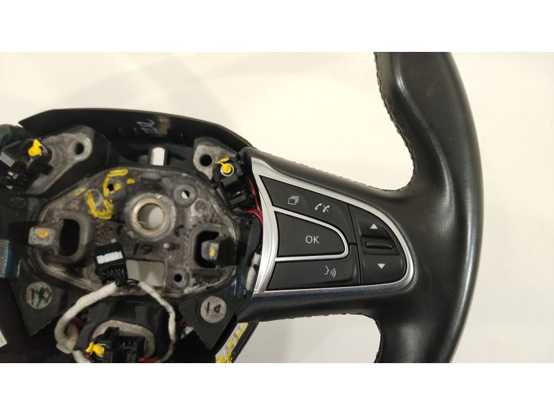 Recambio de volante para renault megane iv berlina 5p bose-edition referencia OEM IAM 484003952R  