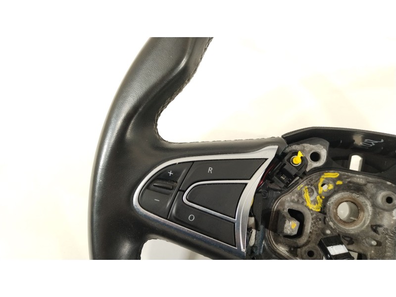 Recambio de volante para renault megane iv berlina 5p bose-edition referencia OEM IAM 484003952R  