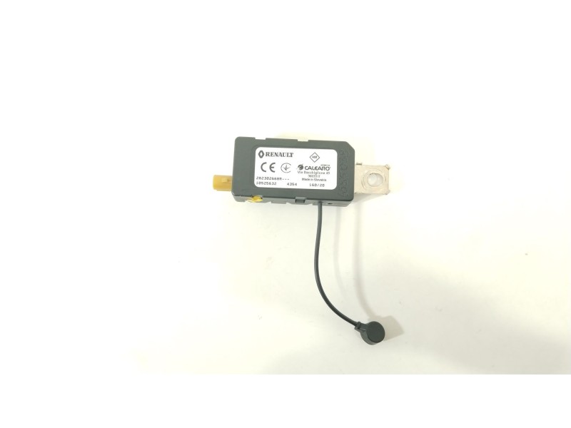 Recambio de amplificador para renault megane iv berlina 5p bose-edition referencia OEM IAM 282302668R  