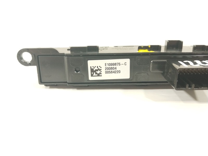 Recambio de mando multifuncion para renault megane iv berlina 5p bose-edition referencia OEM IAM 283E84929R  