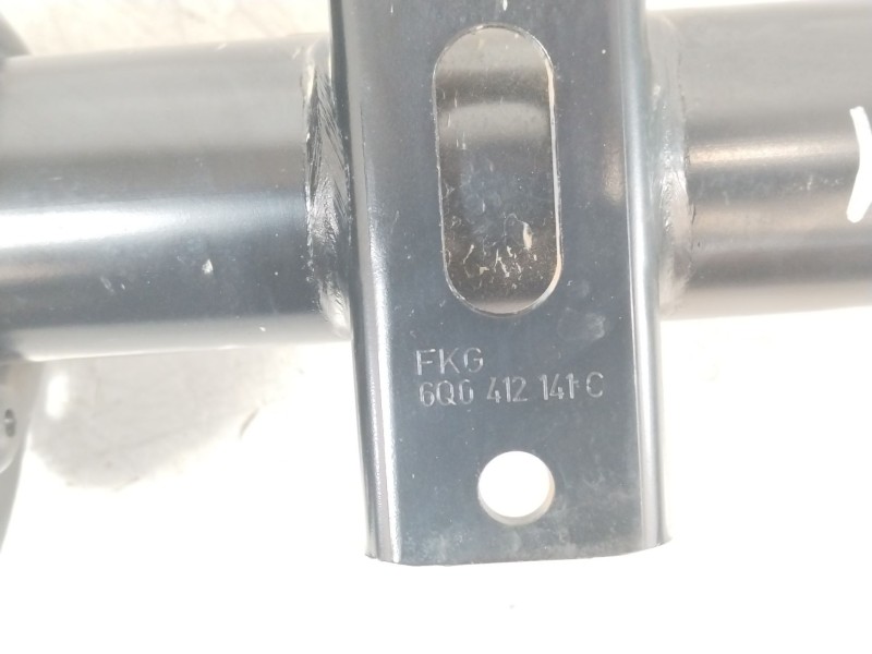 Recambio de amortiguador delantero izquierdo para seat arona (kj7, kjp) 1.6 mpi referencia OEM IAM 2Q0413031DP  