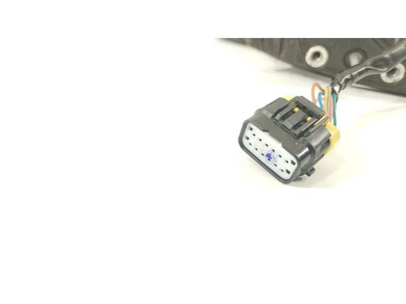 Recambio de retrovisor izquierdo para kia cee´d (jd) 1.6 crdi 136 referencia OEM IAM 87610A25301K  