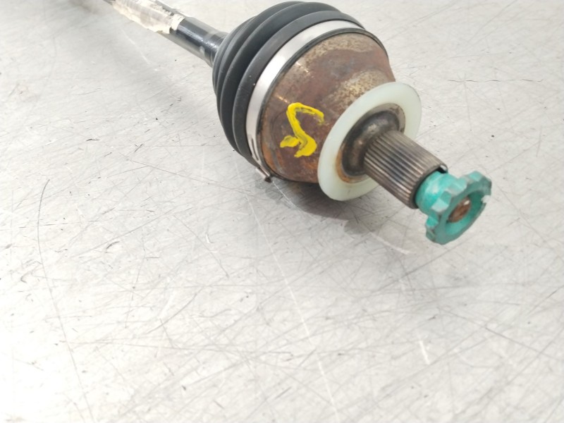 Recambio de transmision delantera derecha para seat arona (kj7, kjp) 1.6 mpi referencia OEM IAM 2Q0407272ED  