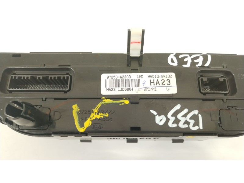 Recambio de mando climatizador para kia cee´d (jd) 1.6 crdi 136 referencia OEM IAM 97250A2203  