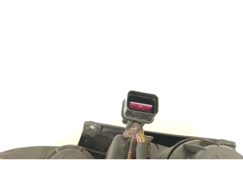 Recambio de faro derecho para hyundai s coupe (slc) 1.5 i referencia OEM IAM 9210623241  