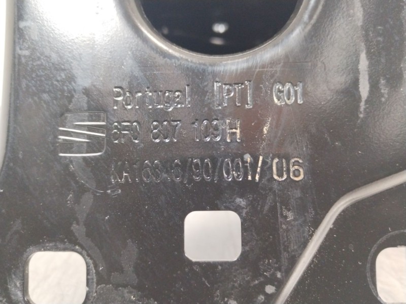 Recambio de refuerzo paragolpes delantero para seat arona (kj7, kjp) 1.6 mpi referencia OEM IAM 6F0807095A  