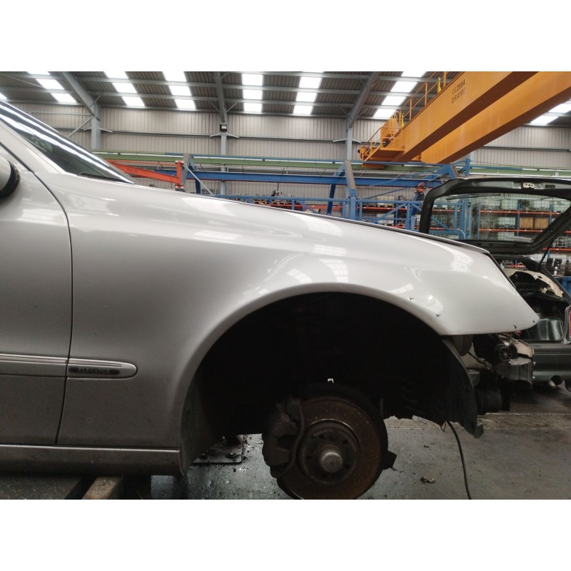 Recambio de aleta delantera derecha para mercedes-benz clase e (w211) e 270 cdi (211.016) referencia OEM IAM   