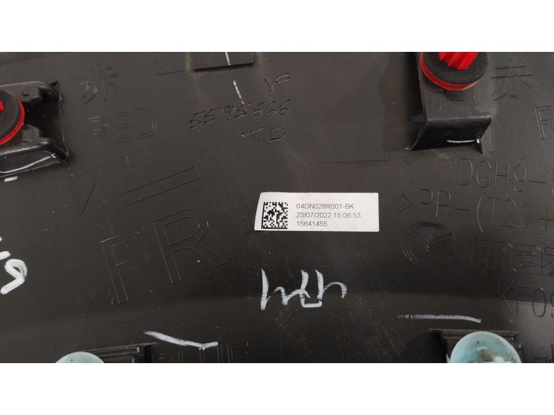 Recambio de aletin trasero derecho para mazda cx-30 zenith referencia OEM IAM DGH951W51  