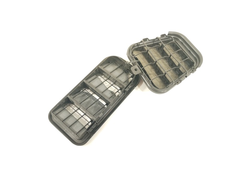 Recambio de rejilla aireadora para seat arona (kj7, kjp) 1.6 mpi referencia OEM IAM 7N0819465F  4G9819181C