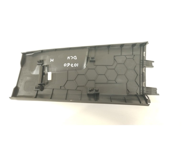 Recambio de moldura para seat arona (kj7, kjp) 1.6 mpi referencia OEM IAM 6F0867240A  