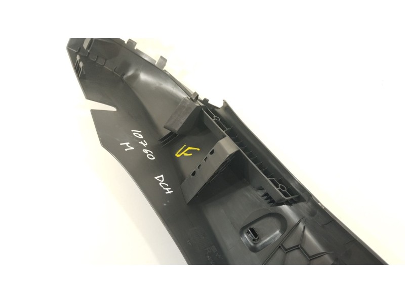 Recambio de moldura para seat arona (kj7, kjp) 1.6 mpi referencia OEM IAM 6F0867766  6F0867766C