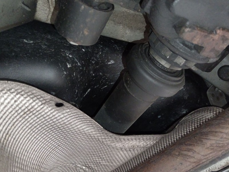 Recambio de transmision central para bmw x5 (e70) 3.0d referencia OEM IAM   