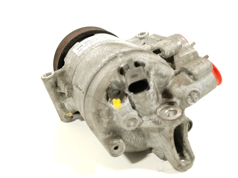 Recambio de compresor aire acondicionado para volkswagen polo (6r1) advance referencia OEM IAM 5N0820803A 6CVC140 01140562