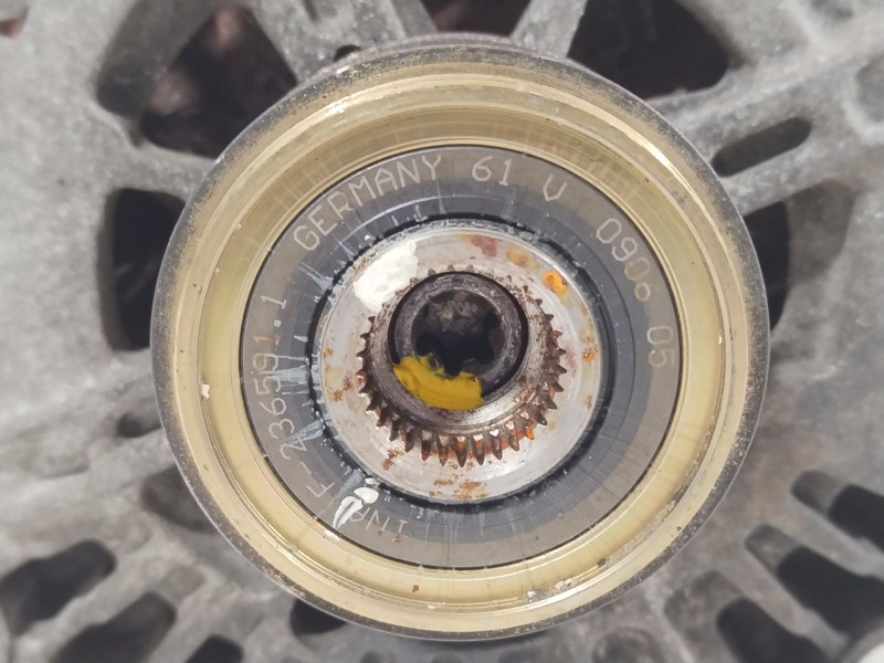 Recambio de alternador para peugeot 207/207+ (wa_, wc_) 1.4 hdi referencia OEM IAM 9646321780 TG15C053 405059863