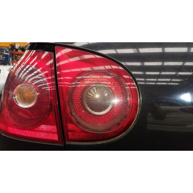 Recambio de piloto trasero izquierdo en porton para volkswagen golf v (1k1) 1.9 tdi referencia OEM IAM   