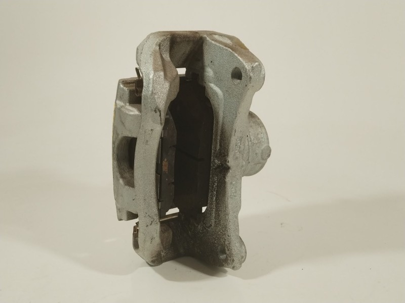 Recambio de pinza freno delantera izquierda para mazda cx-30 zenith referencia OEM IAM DFY53399Z  