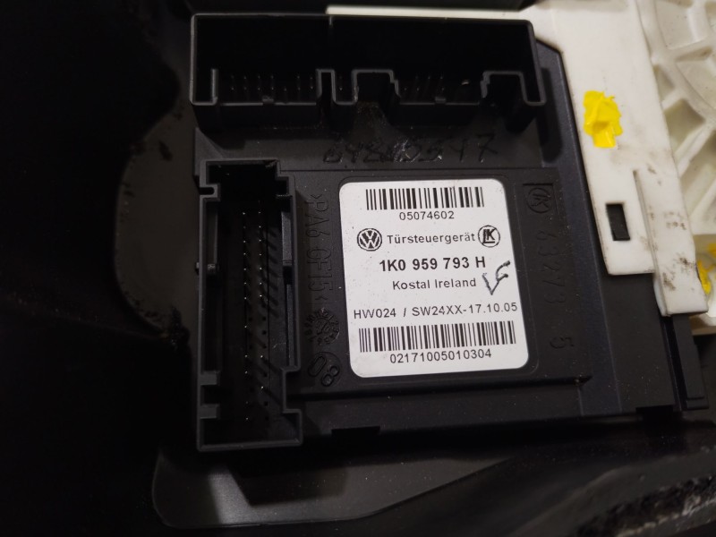 Recambio de elevalunas delantero izquierdo para seat leon (1p1) 2.0 tdi 16v referencia OEM IAM 1K0959793H  1P0837401A