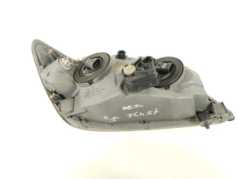 Recambio de faro izquierdo para lexus is i (_e1_) 200 (gxe10) referencia OEM IAM 8115053080  