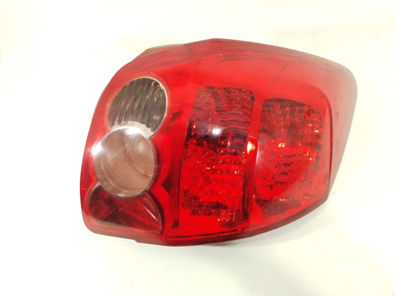 Recambio de piloto trasero derecho para toyota auris (_e15_) 2.2 d (ade157_, ade151_) referencia OEM IAM 8155102380  