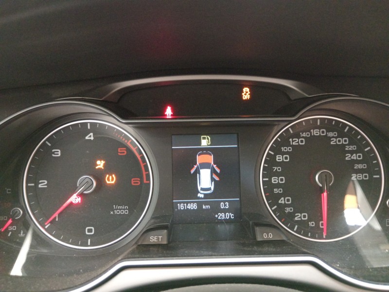 Recambio de cuadro instrumentos para audi a4 b8 avant (8k5) 2.0 tdi referencia OEM IAM 8K0920932  