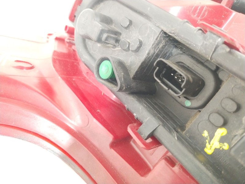 Recambio de piloto trasero derecho para peugeot 5008 sport pack referencia OEM IAM 9672666680  26120202