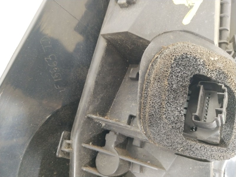 Recambio de piloto trasero derecho para citroën c1 (pm_, pn_) 1.0 referencia OEM IAM 6351X9  