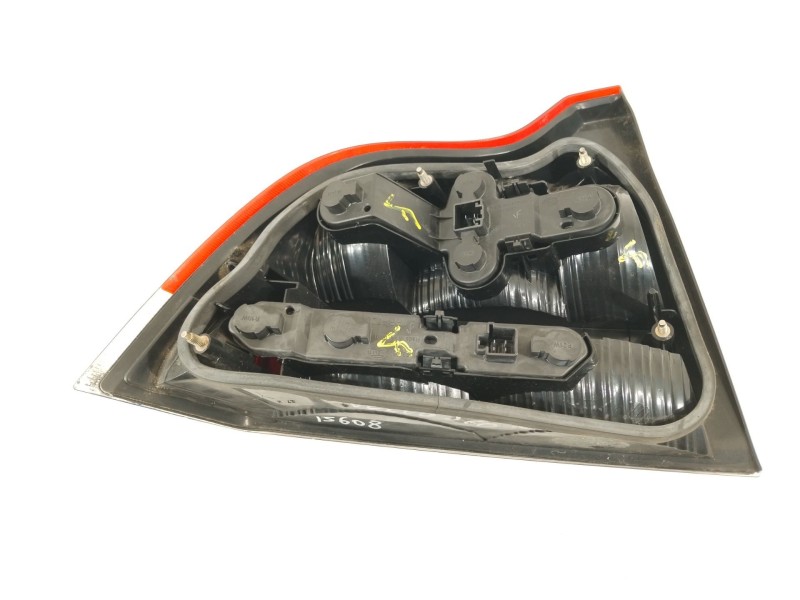 Recambio de piloto trasero derecho para volvo s60 i (384) 2.4 d referencia OEM IAM 8664080 30655367 153838