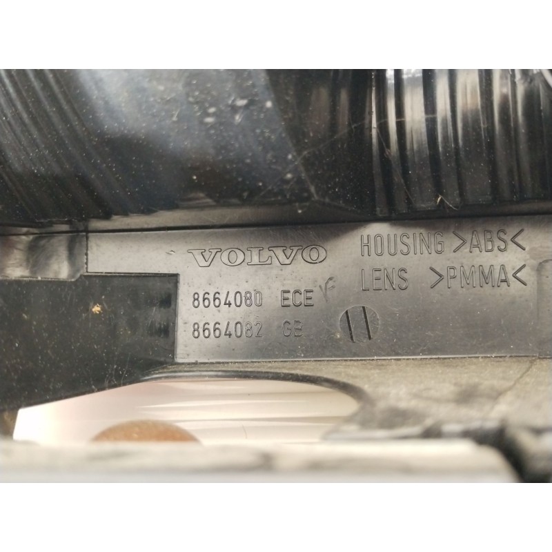 Recambio de piloto trasero derecho para volvo s60 i (384) 2.4 d referencia OEM IAM 8664080 30655367 153838