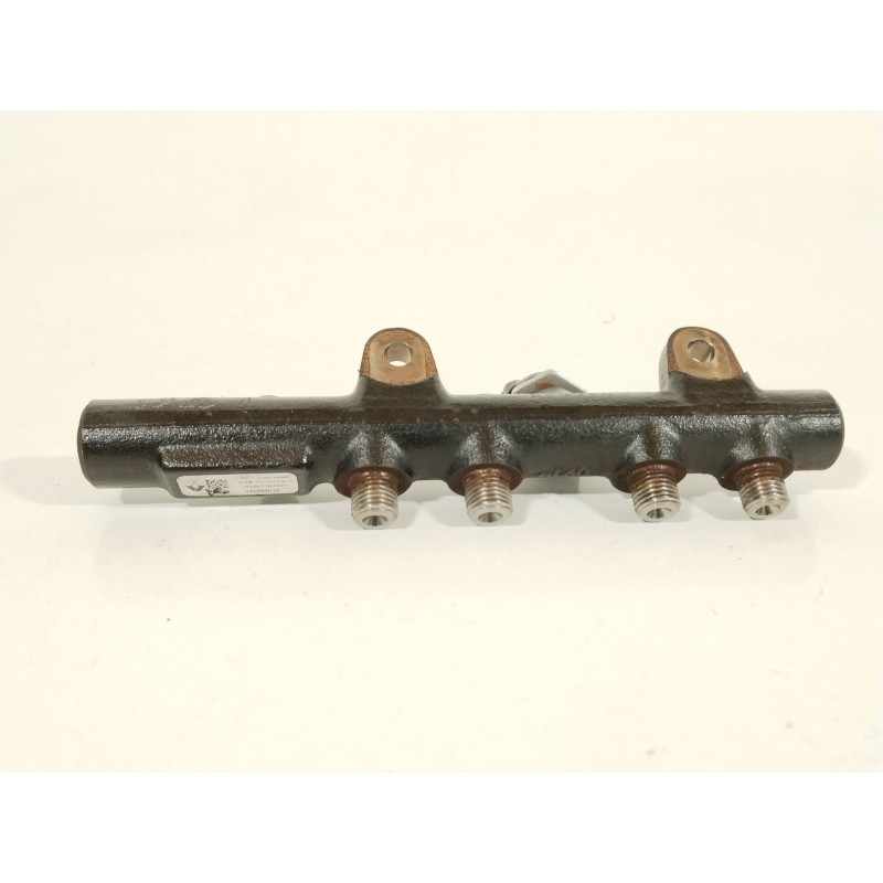 Recambio de rampa inyectora para nissan nv 200 (m20) nv200 combi comfort referencia OEM IAM 175215346R  141200019