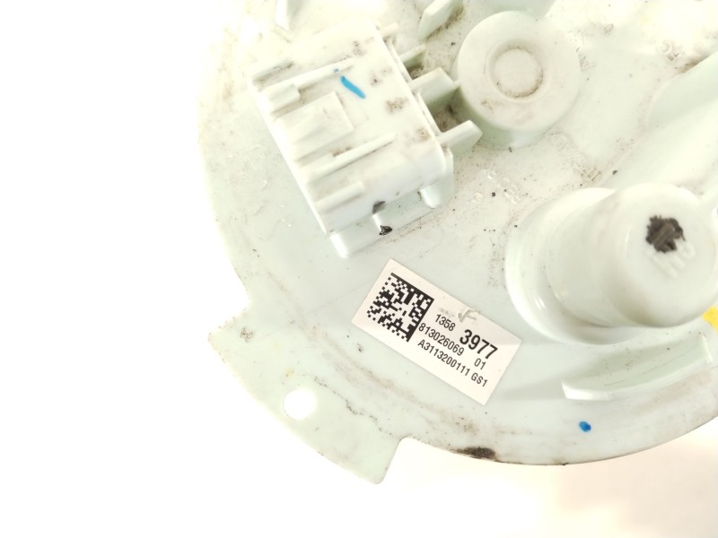 Recambio de bomba combustible para opel ampera (r12) ev 150 referencia OEM IAM 13583977 13583979 813026069