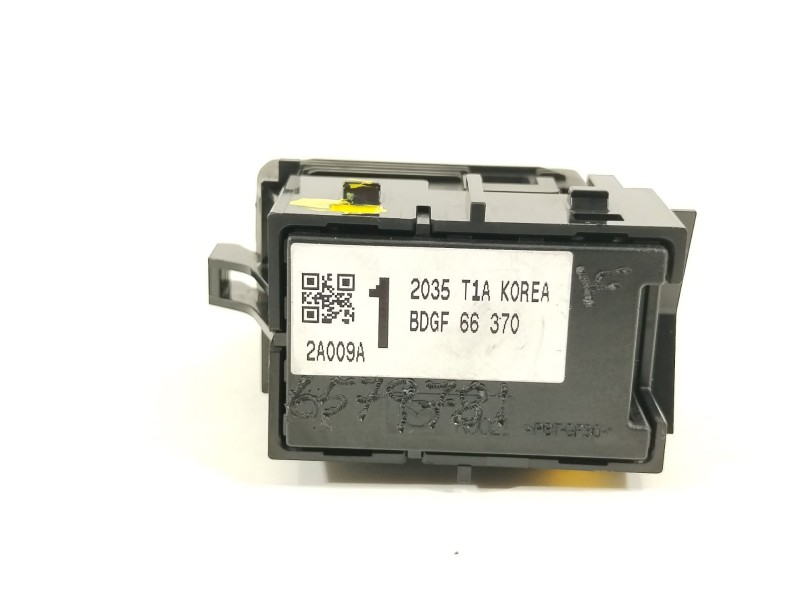 Recambio de mando elevalunas trasero izquierdo para mazda cx-30 zenith referencia OEM IAM BDGF66370  