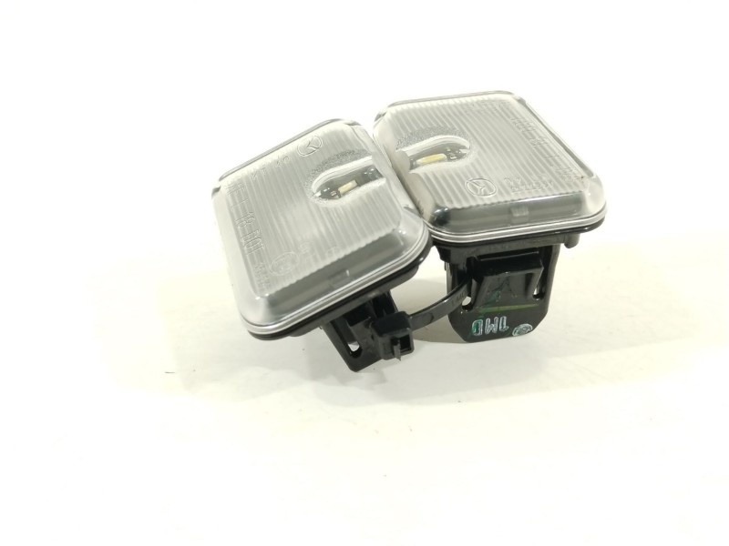 Recambio de portamatriculas para mazda cx-30 zenith referencia OEM IAM 200L35414  