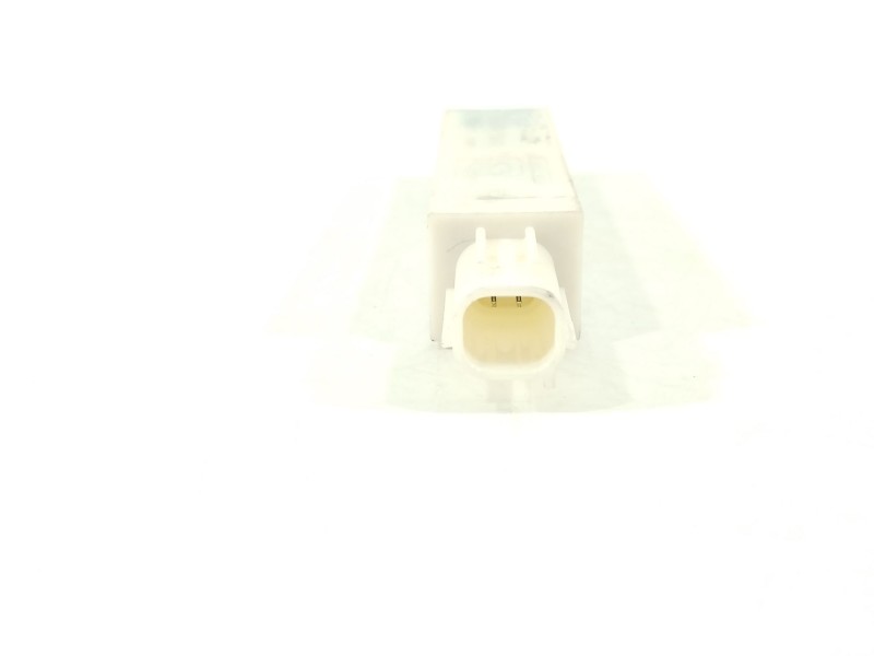 Recambio de antena para mazda cx-30 zenith referencia OEM IAM KD47676NXA  