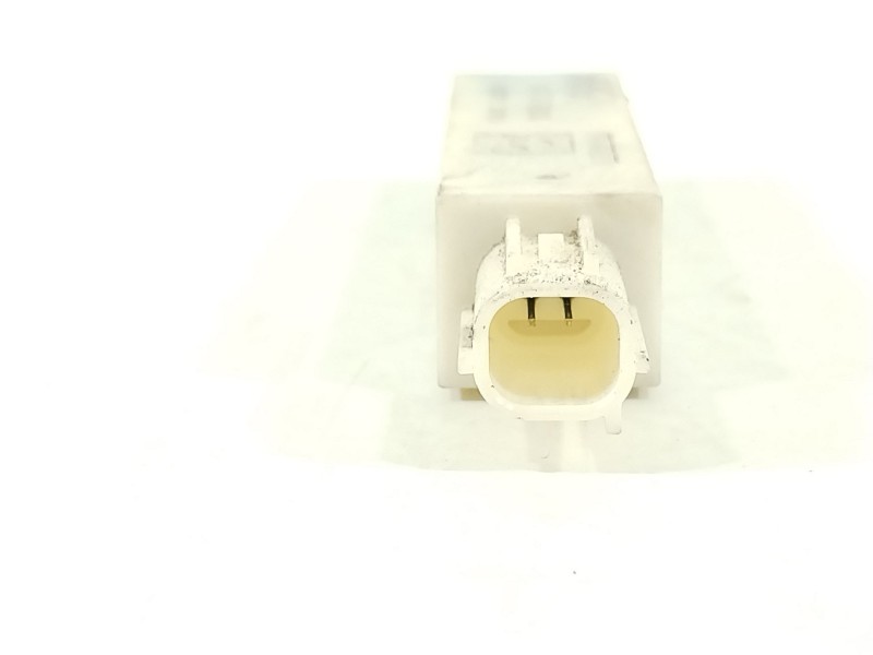 Recambio de antena para mazda cx-30 zenith referencia OEM IAM KD47676NXA  