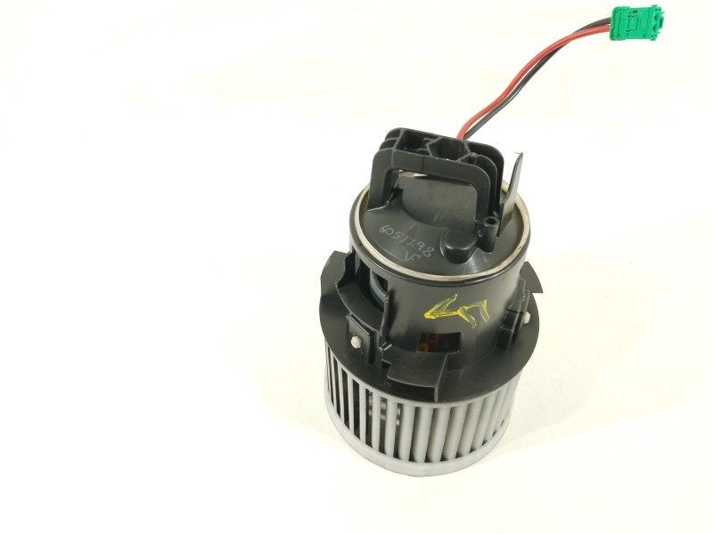 Recambio de ventilador calefaccion para peugeot 308 access referencia OEM IAM 1610497180  DB271001