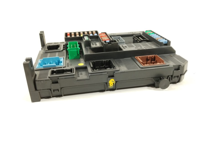 Recambio de caja reles / fusibles para peugeot 308 access referencia OEM IAM 9807054180  