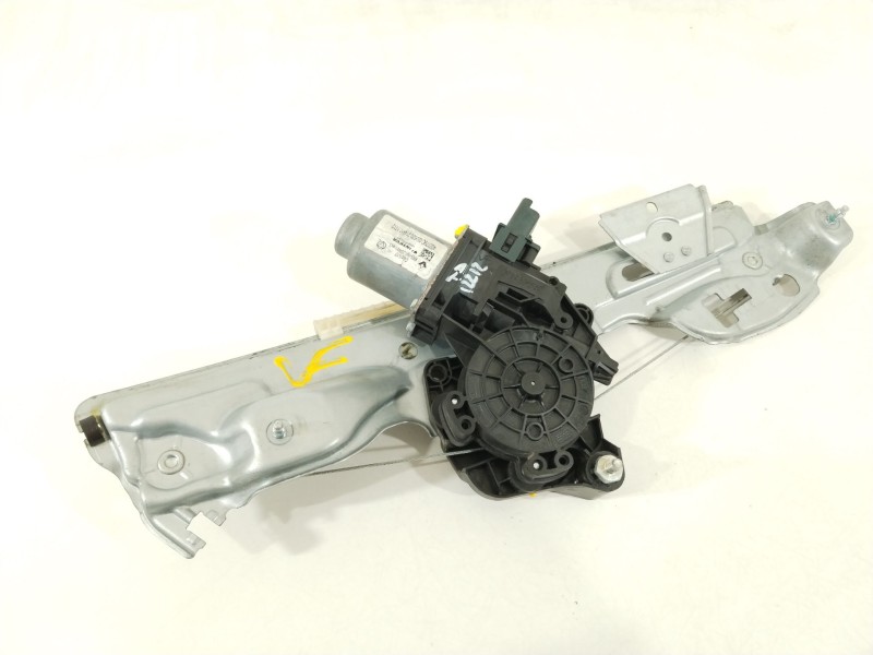 Recambio de elevalunas trasero derecho para renault megane iv berlina 5p bose-edition referencia OEM IAM 827209091R  