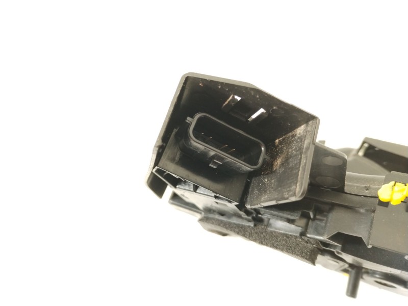 Recambio de cerradura puerta trasera izquierda para renault megane iv berlina 5p bose-edition referencia OEM IAM 825035881R  