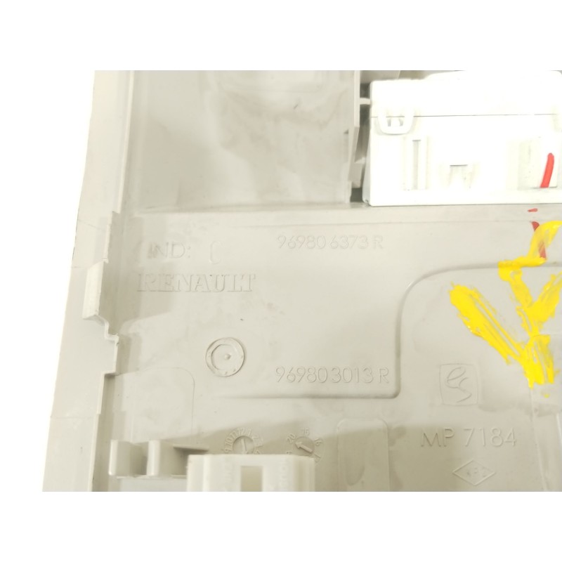 Recambio de luz interior para renault megane iv berlina 5p bose-edition referencia OEM IAM 969803013R 969804882R 969806373R
