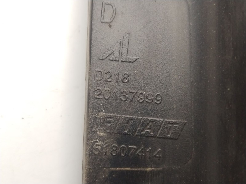 Recambio de piloto trasero derecho para fiat grande punto (199_) 1.2 referencia OEM IAM 51701590  517015900