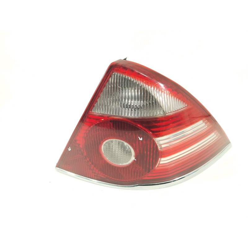 Recambio de piloto trasero derecho para ford mondeo iii (b5y) 2.0 tdci referencia OEM IAM 6S7113404A  1S7113404A
