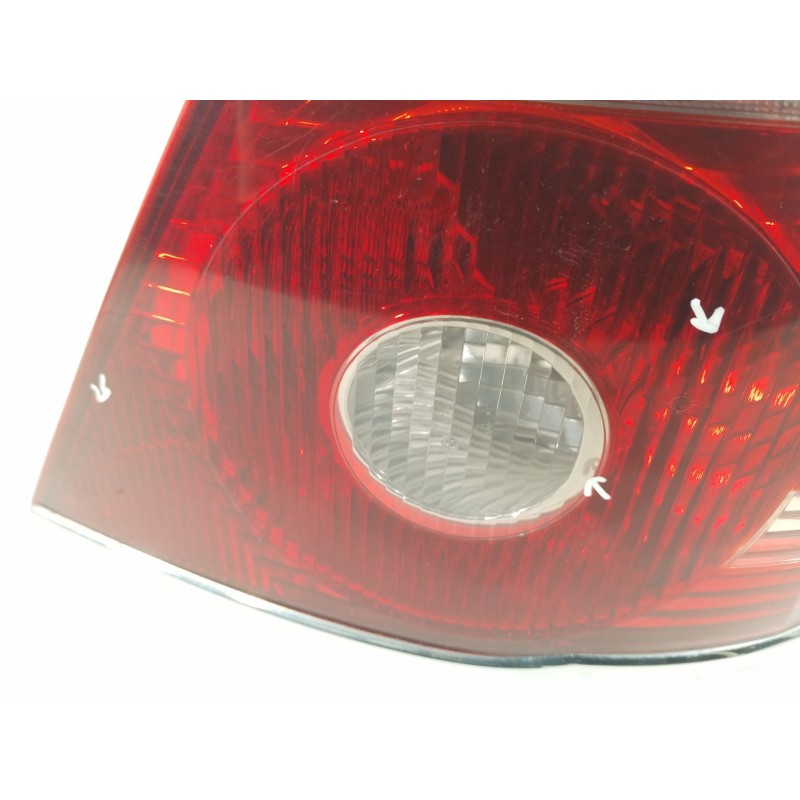 Recambio de piloto trasero derecho para ford mondeo iii (b5y) 2.0 tdci referencia OEM IAM 6S7113404A  1S7113404A