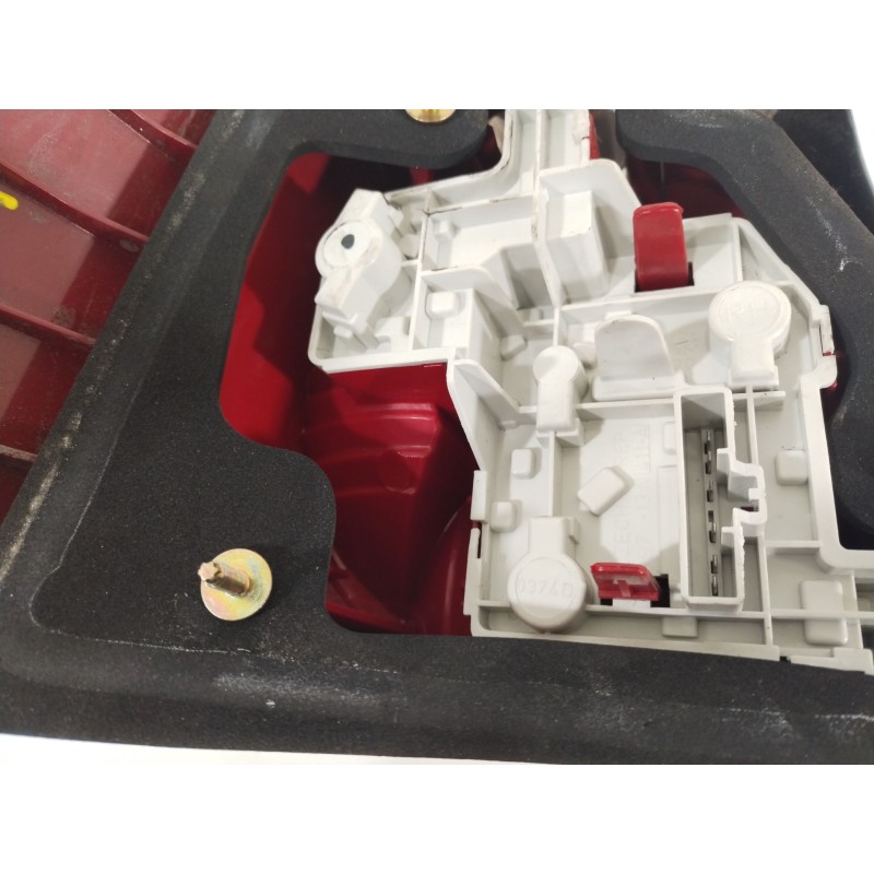 Recambio de piloto trasero derecho para ford mondeo iii (b5y) 2.0 tdci referencia OEM IAM 6S7113404A  1S7113404A