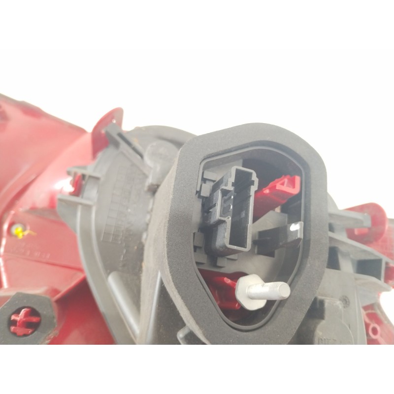 Recambio de piloto trasero derecho para peugeot 208 i (ca_, cc_) 1.2 vti 82 referencia OEM IAM 9672628380  