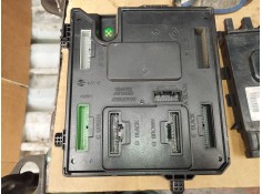 Recambio de caja reles / fusibles para renault scénic iii (jz0/1_) 1.5 dci referencia OEM IAM 284B17882R  S180098101