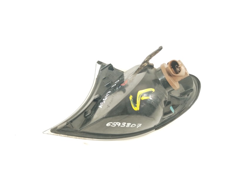 Recambio de piloto delantero derecho para bmw 3 (e46) 320 d referencia OEM IAM 63137165852  